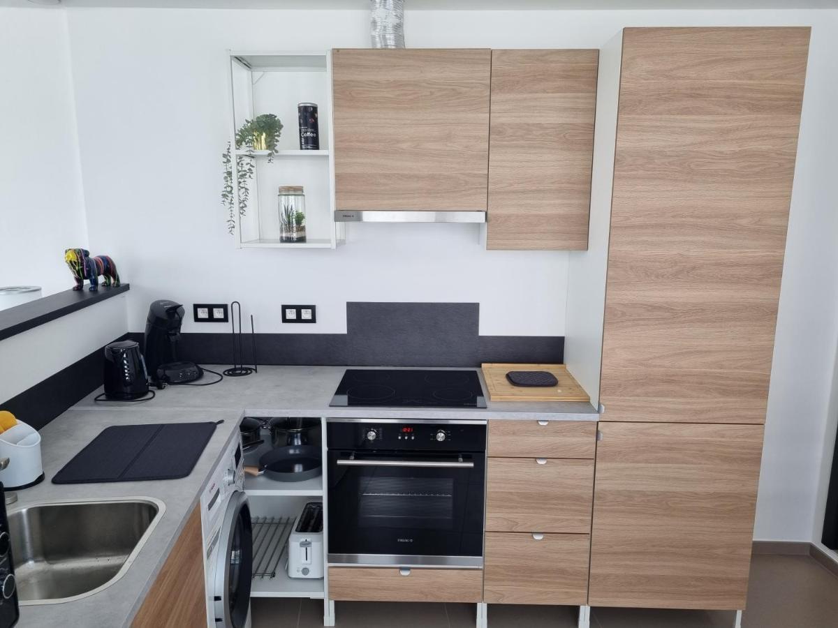 Maisonnette Entierement Renovee Givet Bagian luar foto