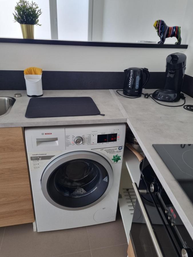 Maisonnette Entierement Renovee Givet Bagian luar foto